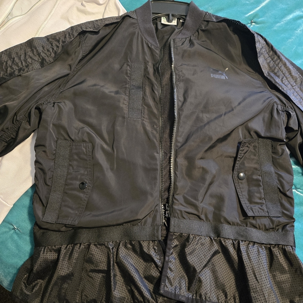 Black Puma Extreme Frills Bomber Jacket - Picture 13 of 15